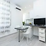 Matea Apartment *