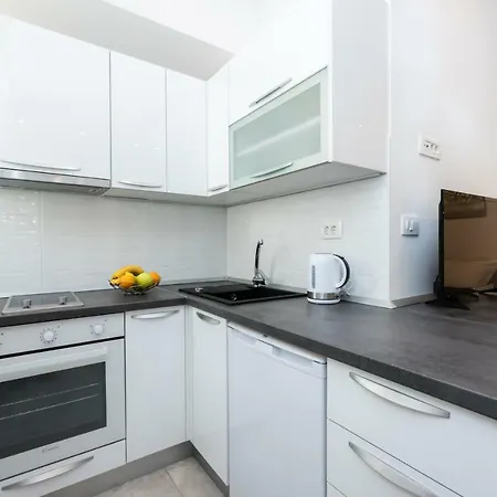 Matea Appartement *